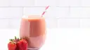 Orzeźwiający koktajl truskawki, który zrobisz w kilka minut