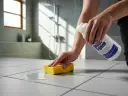 Jak fugować płytki na podłodze: uniknij najczęstszych błędów