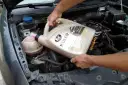 Jaki płyn do chłodnicy Peugeot 307 benzyna? Uniknij kosztownych błędów