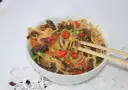 Makaron chow mein z wołowiną – prosty przepis na pyszne danie