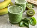 Koktajl szpinak banan: zdrowy przepis na smaczną i pożywną przekąskę