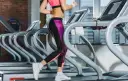 Bieżnia magnetyczna czy elektryczna – która lepsza dla Twojego treningu?