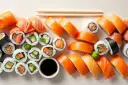 Ile kalorii ma sushi? Zaskakujące różnice w kaloryczności rodzajów