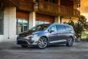 Chrysler Pacifica: Jaki silnik wybrać? Benzyna 3.6 V6 czy hybryda PHEV?