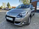 Renault Scenic: Pojemność baku i rezerwa. Sprawdź swój model!