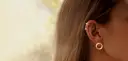 Drugi kolczyk w którym uchu - najlepsze wybory dla stylu i wygody
