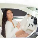 Kim Kardashian i Lamborghini Aventador: Symbol miłości czy ekstrawagancji?