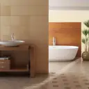 Skuteczne sposoby na to, czym myć kafelki na ścianie bez smug