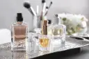 Parfum aufbewahren: Experten-Tipps für langanhaltende Duftfrische
