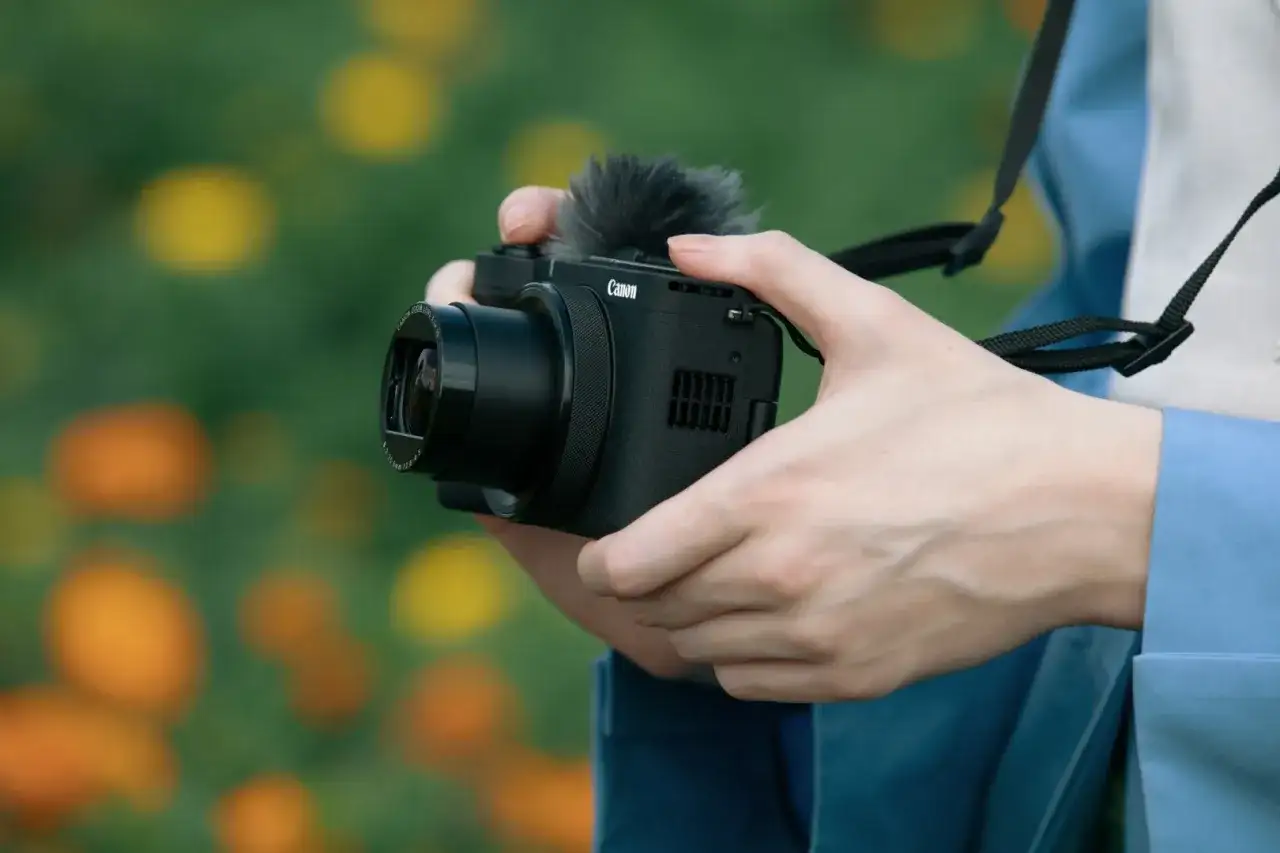Aparat fotograficzny - do czego służy i kiedy ma przewagę