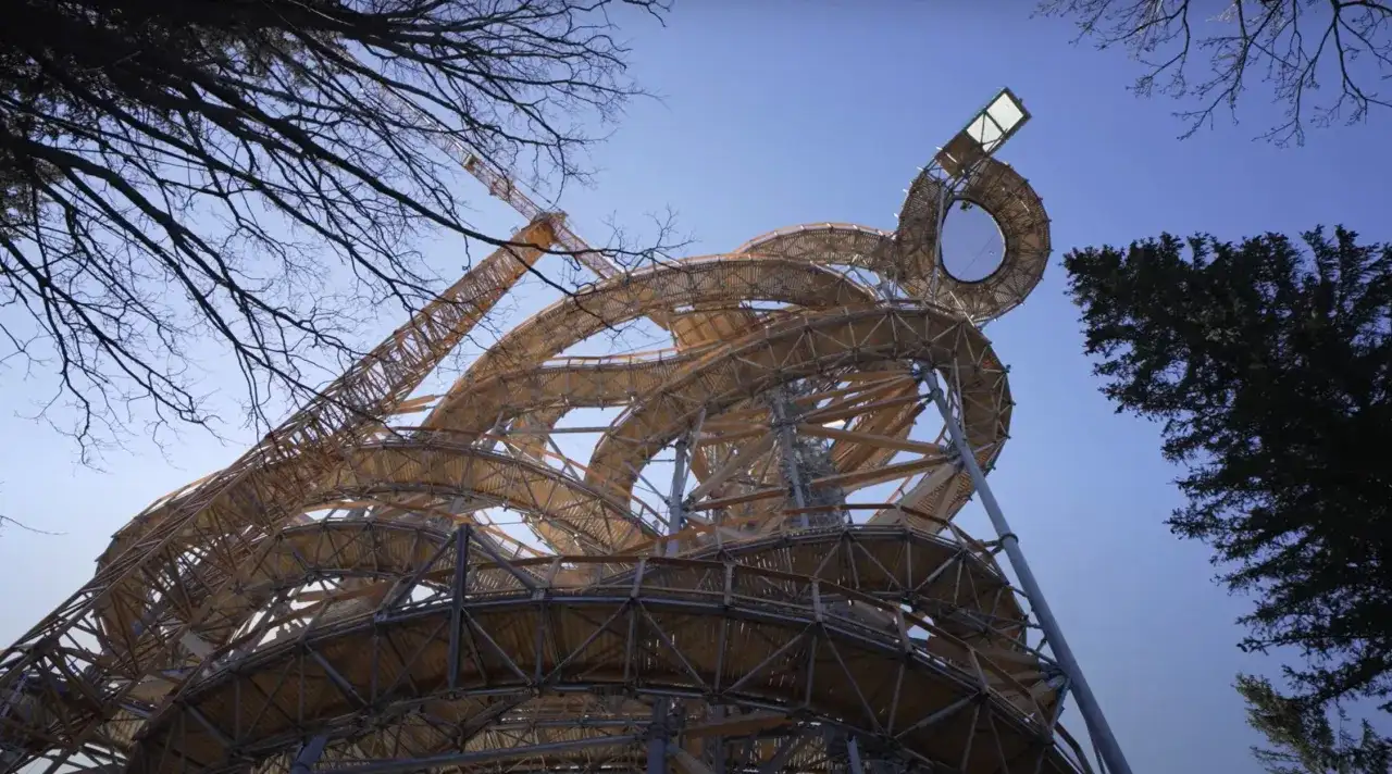 Najwyższa wieża widokowa w Polsce - Sky Walk. Ceny i praktyczne rady