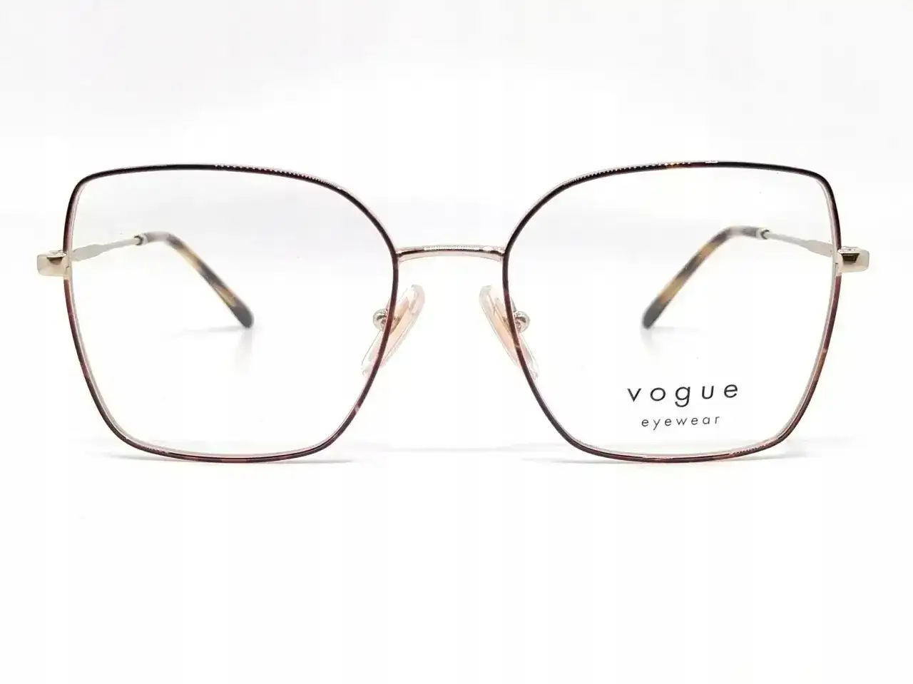 Vogue Eyewear - czy warto? Przewodnik po modnych okularach