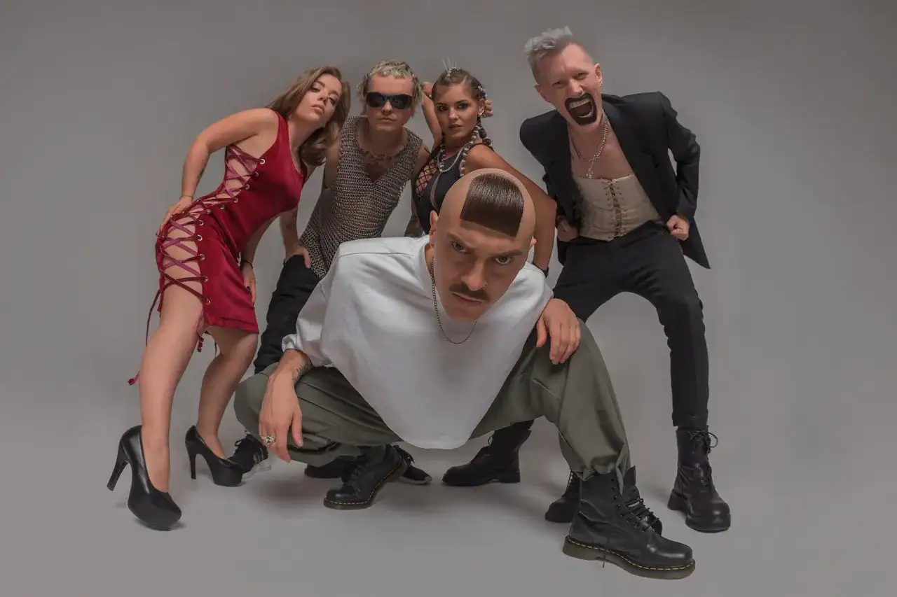 Little Big - aktualny skład i dawni członkowie