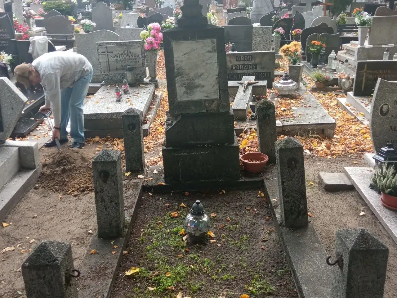 Czy dusze nas słyszą? Odpowiedzi Kościoła i psychologii