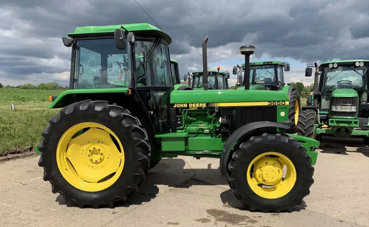 John Deere 3650 - czy nadal warto kupić ten ciągnik?