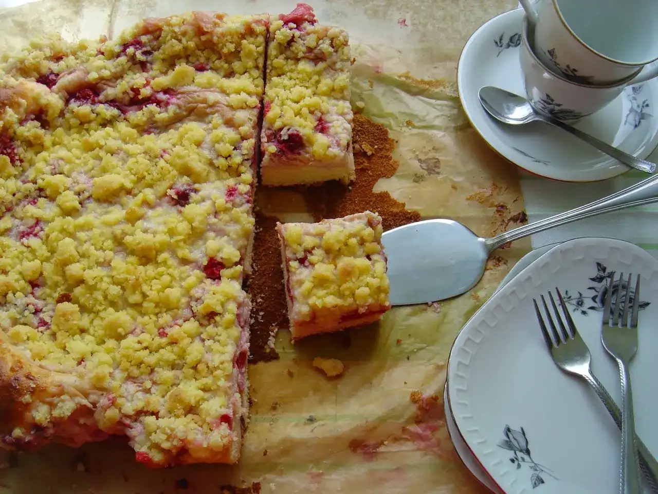 Ciasto drożdżowe z budyniem - puszyste i zawsze udane