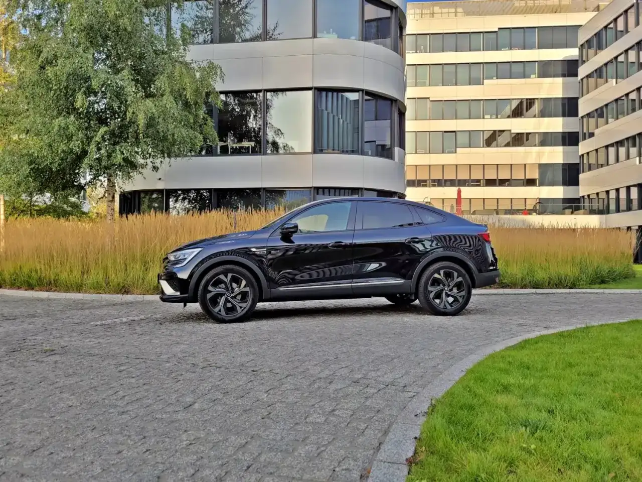 Wymiary Renault Arkana - Czy to auto dla Ciebie?