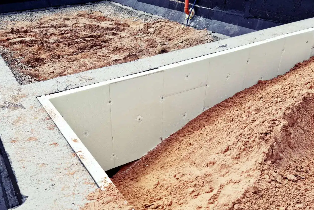 Ocieplenie fundamentów styropianem - Jak uniknąć błędów i wilgoci?