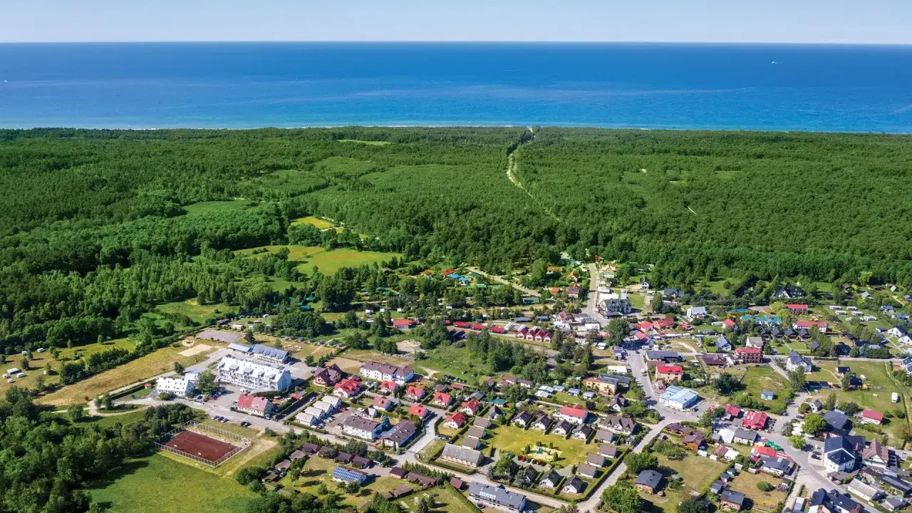 Atrakcje Białogóry - plaża, rezerwaty i trasy na spokojny dzień