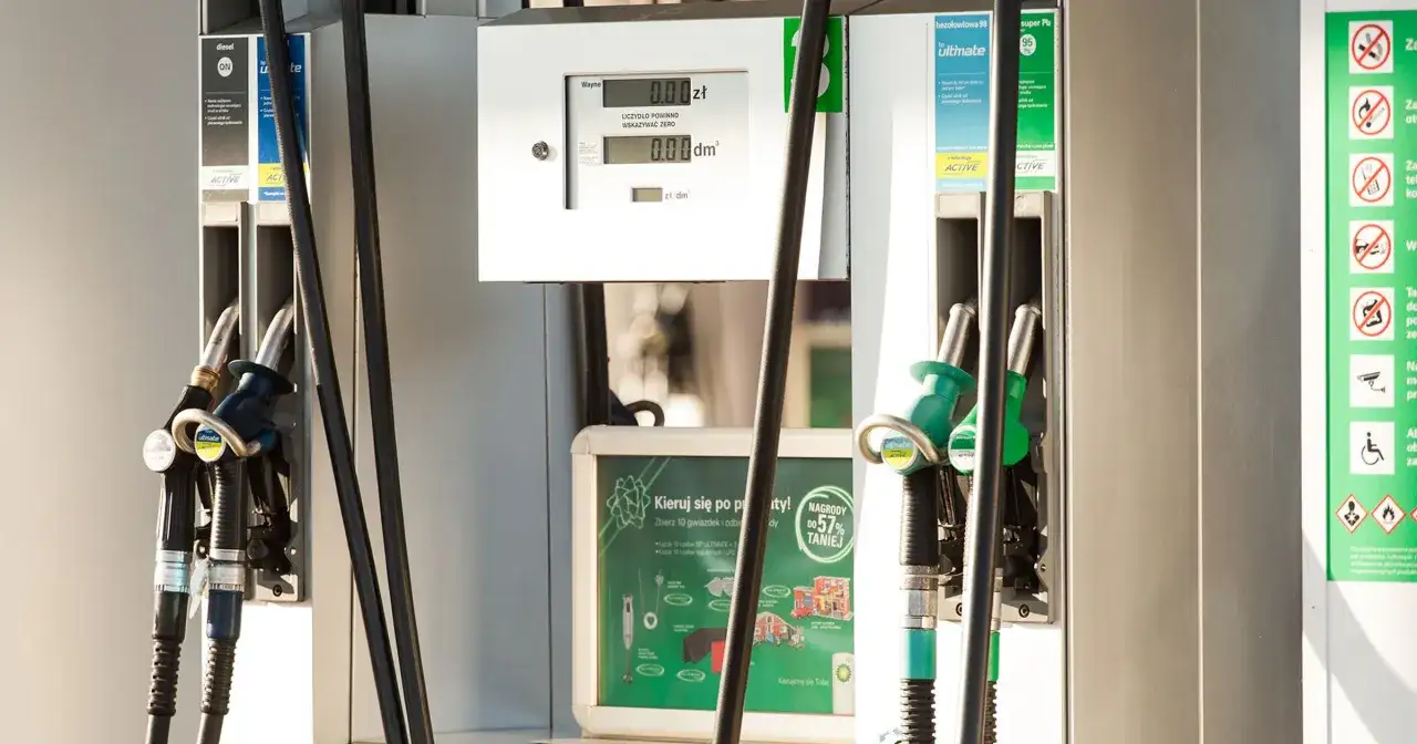 Diesel czy benzyna? Wybierz silnik dla siebie - Poradnik!