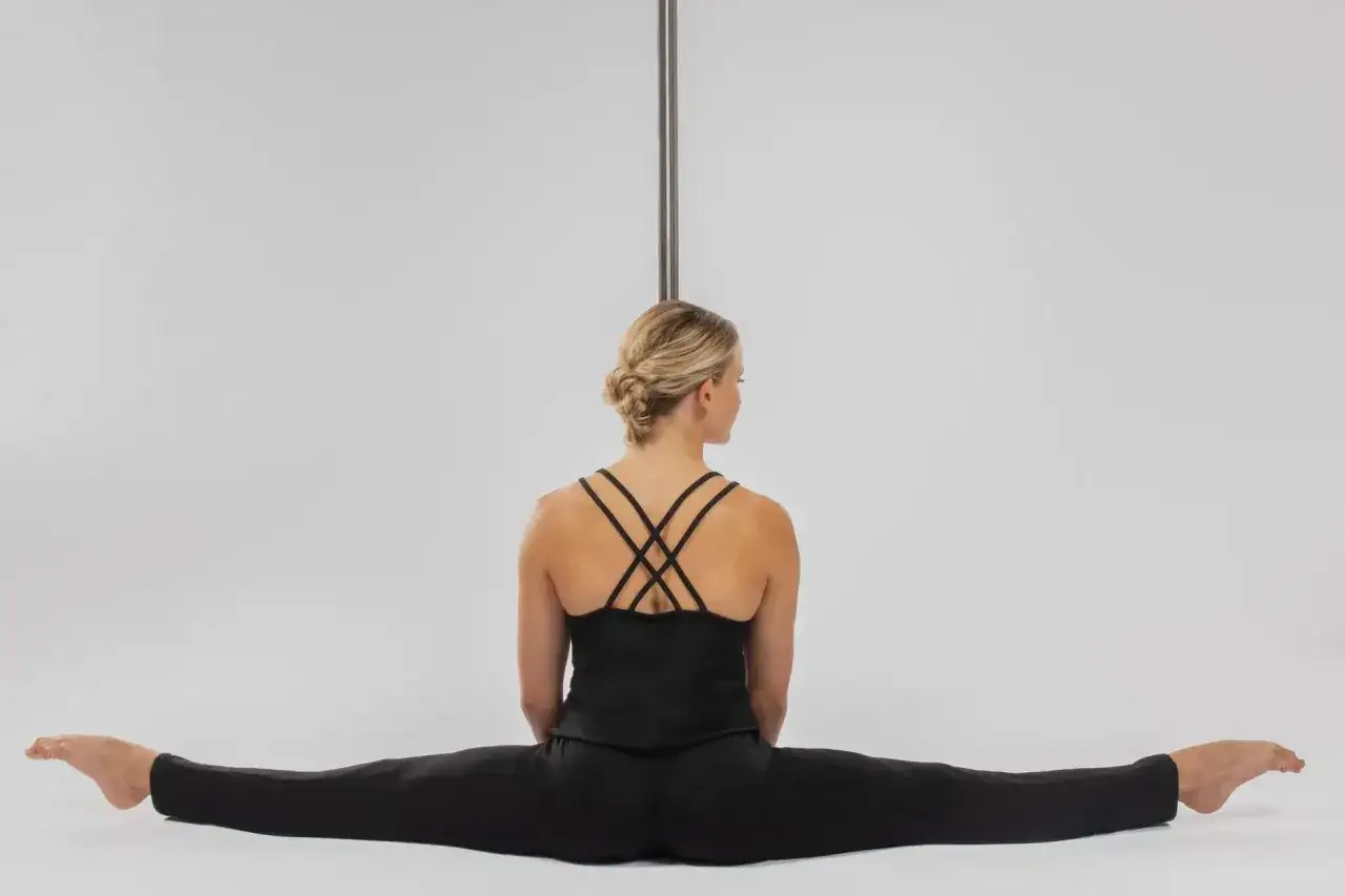 Rura do pole dance: Jaka najlepsza do domu? Uniknij błędów!