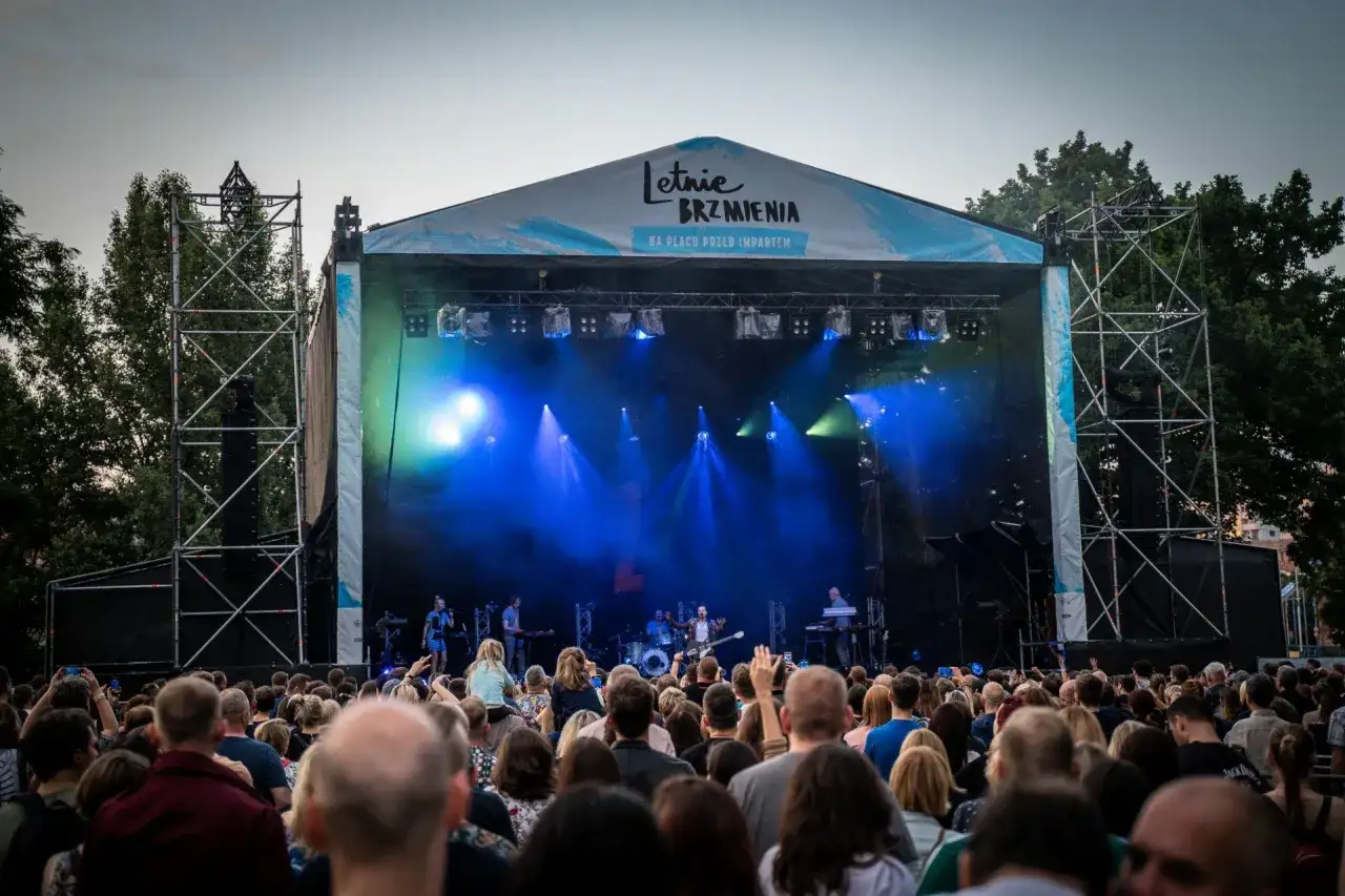 Letnie Brzmienia Wrocław - Jak zaplanować idealny weekend?