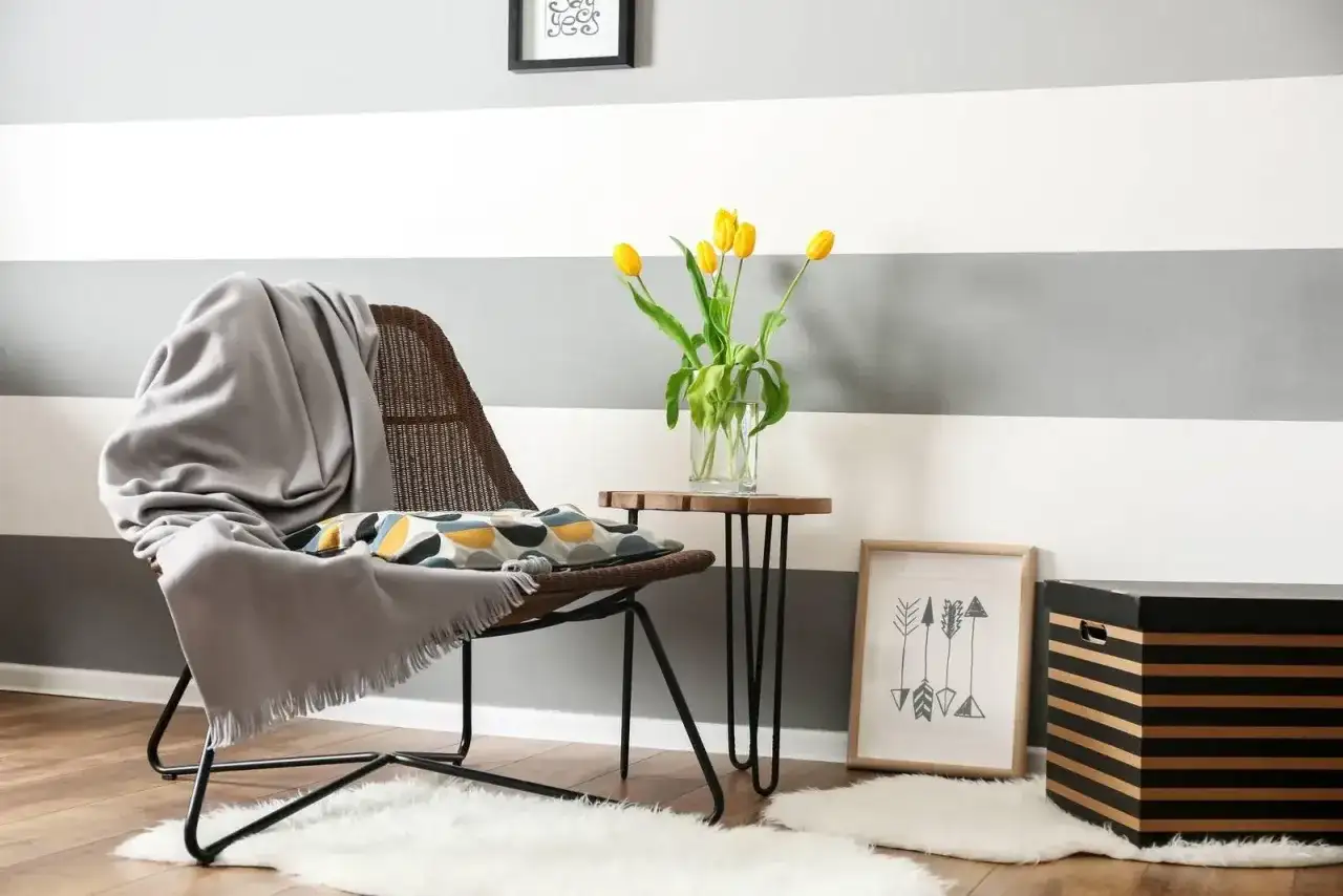 Come dipingere le pareti di casa senza aloni e colature