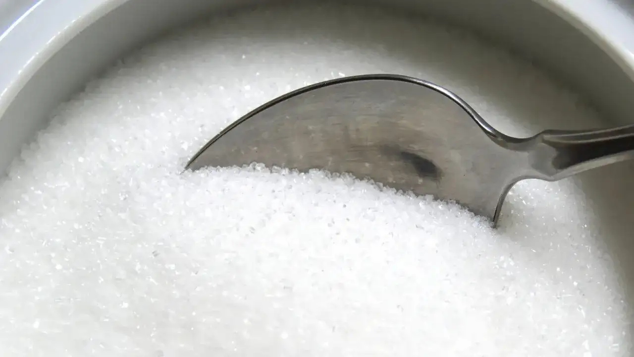 Cholestérol: sucre ou sel - Lequel impacte le plus?