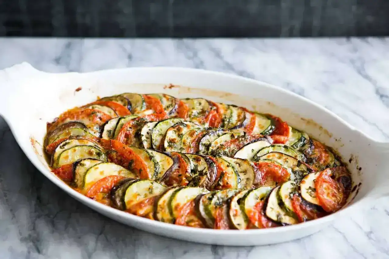 Enkla vegetariska huvudrätter som faktiskt mättar i vardagen