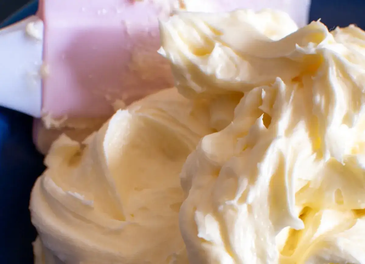 Krem z mascarpone i śmietanki: Prost, stabilny przepis krok po kroku