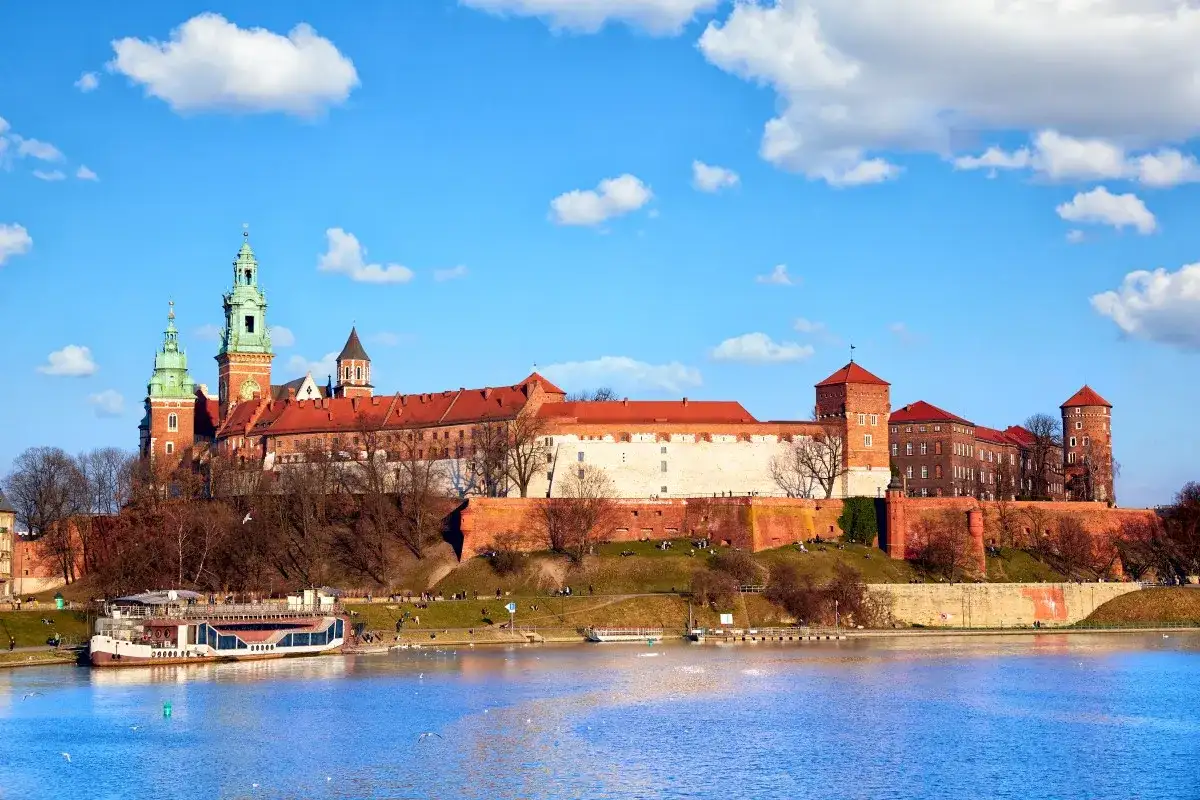 Wawel z dziećmi - Jak zwiedzać bez stresu? Praktyczny poradnik
