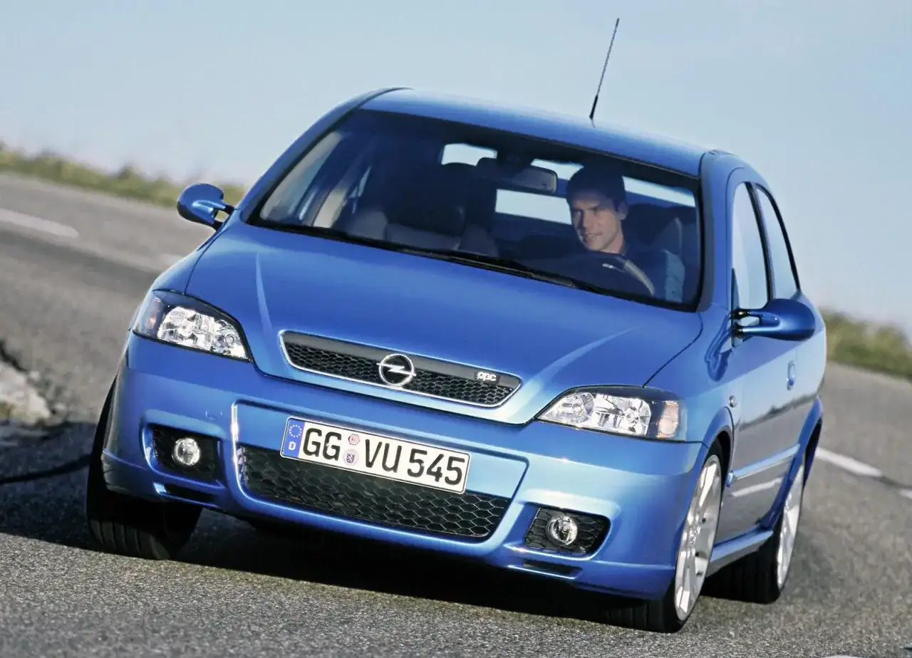 Opel Astra G 3D: Który silnik wybrać? Poradnik kupującego