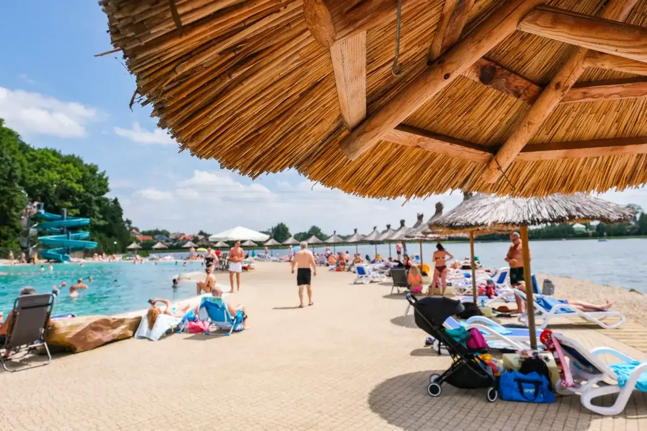 Molo Osiek cennik 2026: ile kosztuje basen, parking i atrakcje?