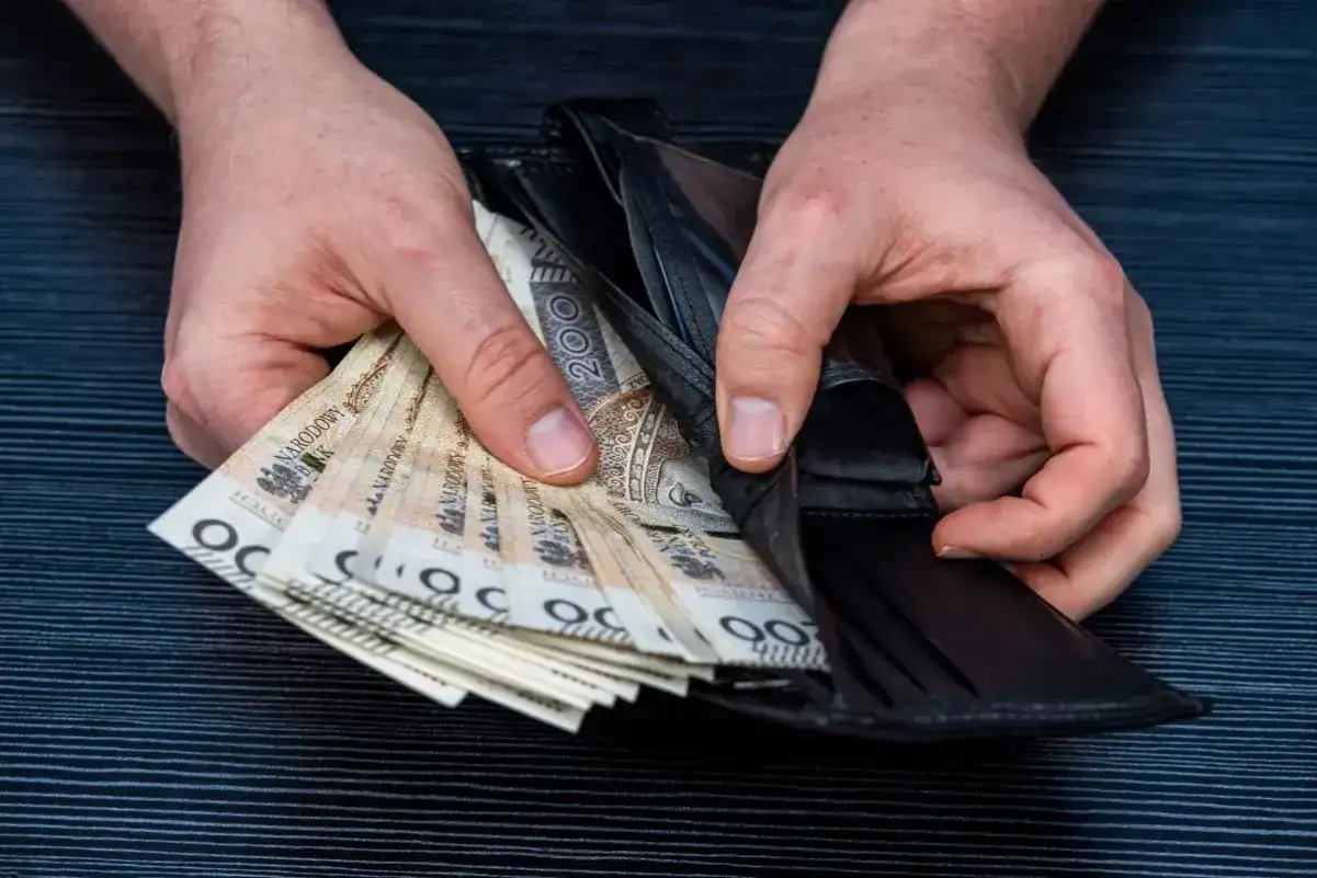 Renta rodzinna i wdowia: Jak zabezpieczyć finanse po stracie męża?