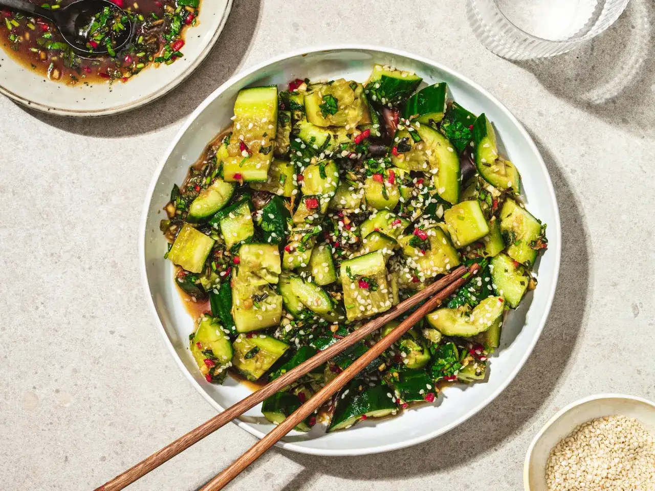 Smashad gurksallad - Så får du perfekt krisp & smak