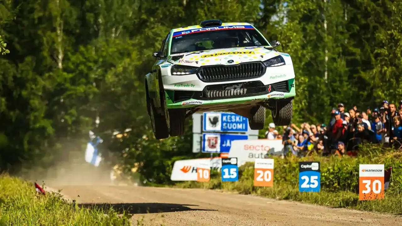 Fabia Rally2 - Dlaczego dominuje w rajdach?