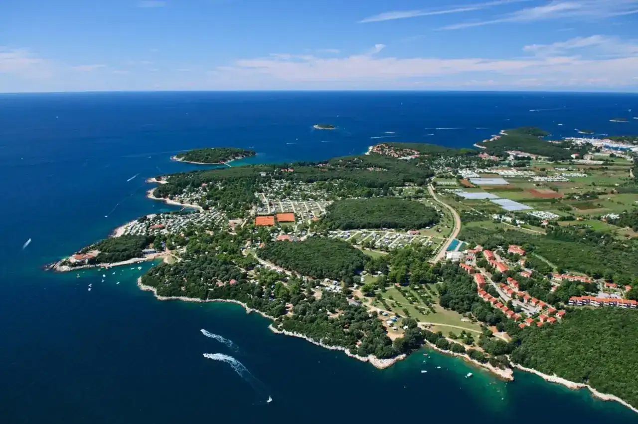 Chorwacja last minute samolotem - Jak wybrać najlepszą ofertę?