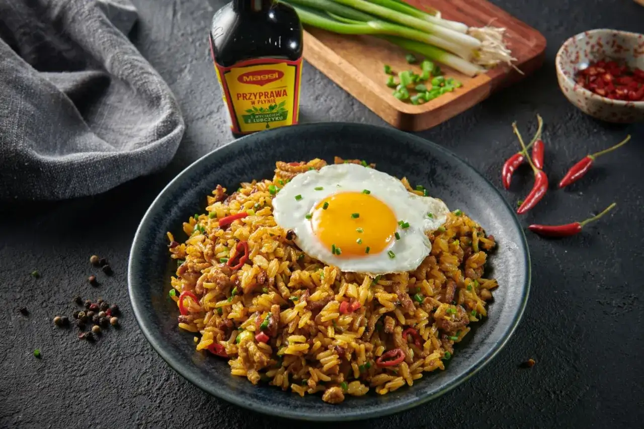 Nasi Goreng: Przepis na indonezyjski klasyk - łatwy i szybki