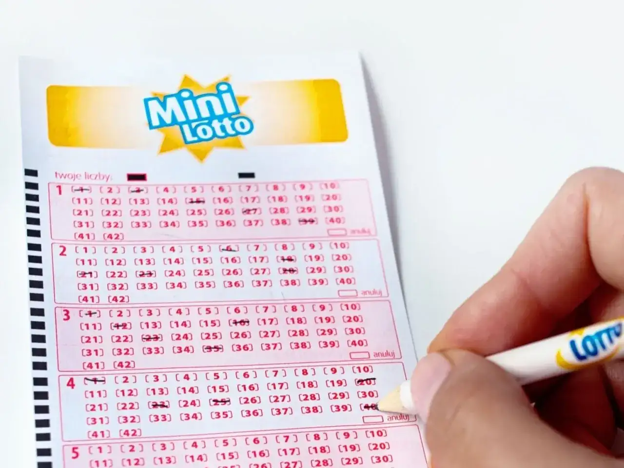 Kiedy losowanie Lotto? Godziny, wyniki i gdzie grać