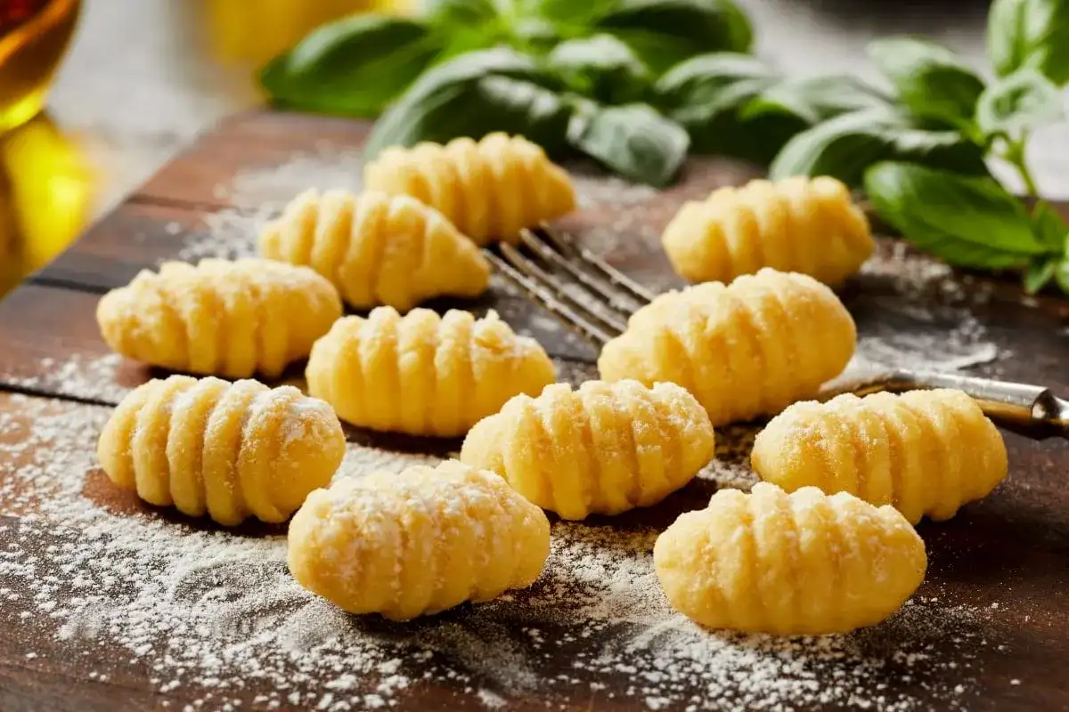 Makaron gnocchi - Jak ugotować idealne kluseczki i z czym podawać?