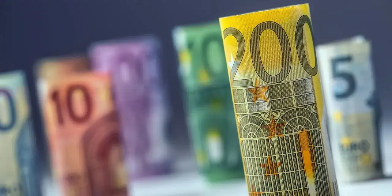 Waluta w Austrii - Euro, gotówka czy karta? Poradnik