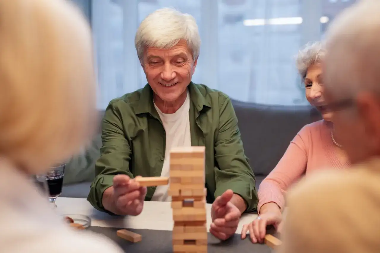 Jeux Alzheimer - lesquels choisir pour stimuler sans fatiguer ?