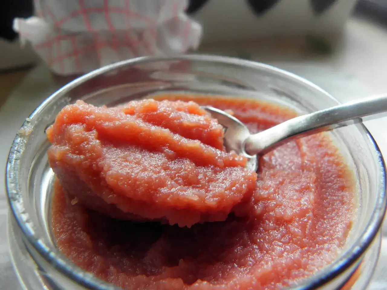 Wiśniowy curd do tortów i deserów - jak zrobić go idealnie