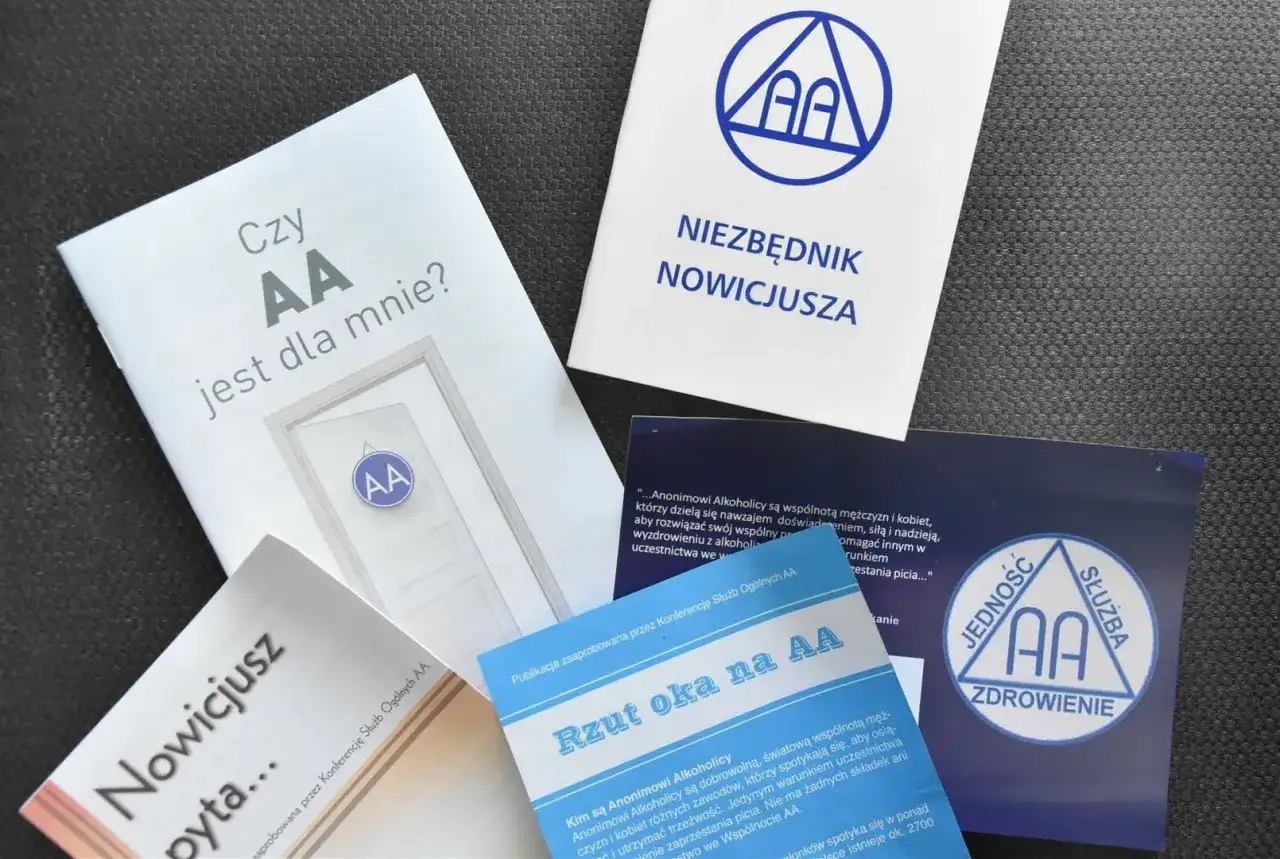AA - Co to jest i jak działa wspólnota Anonimowych Alkoholików?