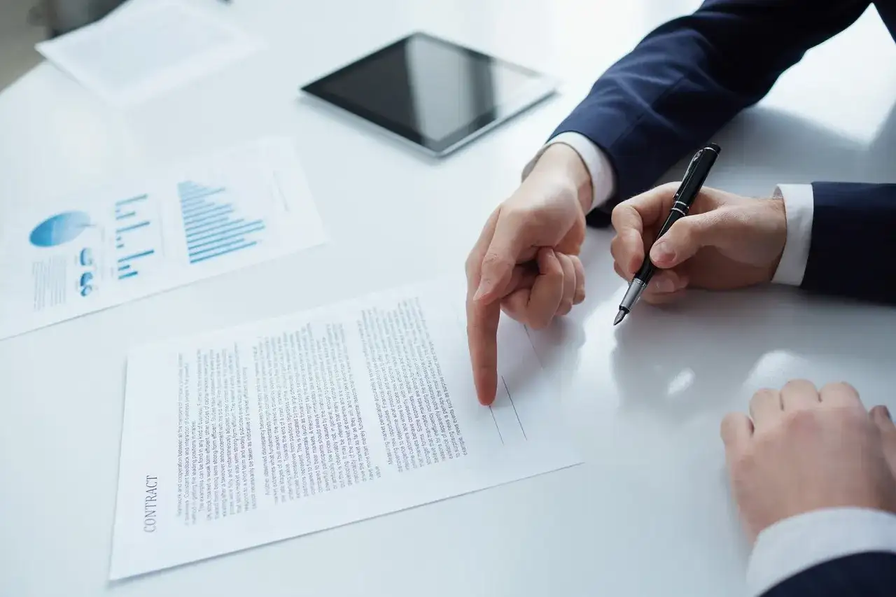 Współpraca B2B - Jak uniknąć pułapek i czy to się opłaca?