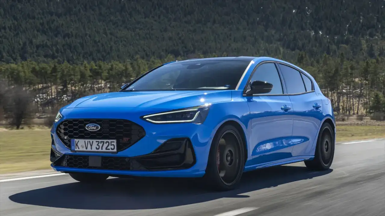 Ford Focus - Czy warto kupić końcówkę produkcji?