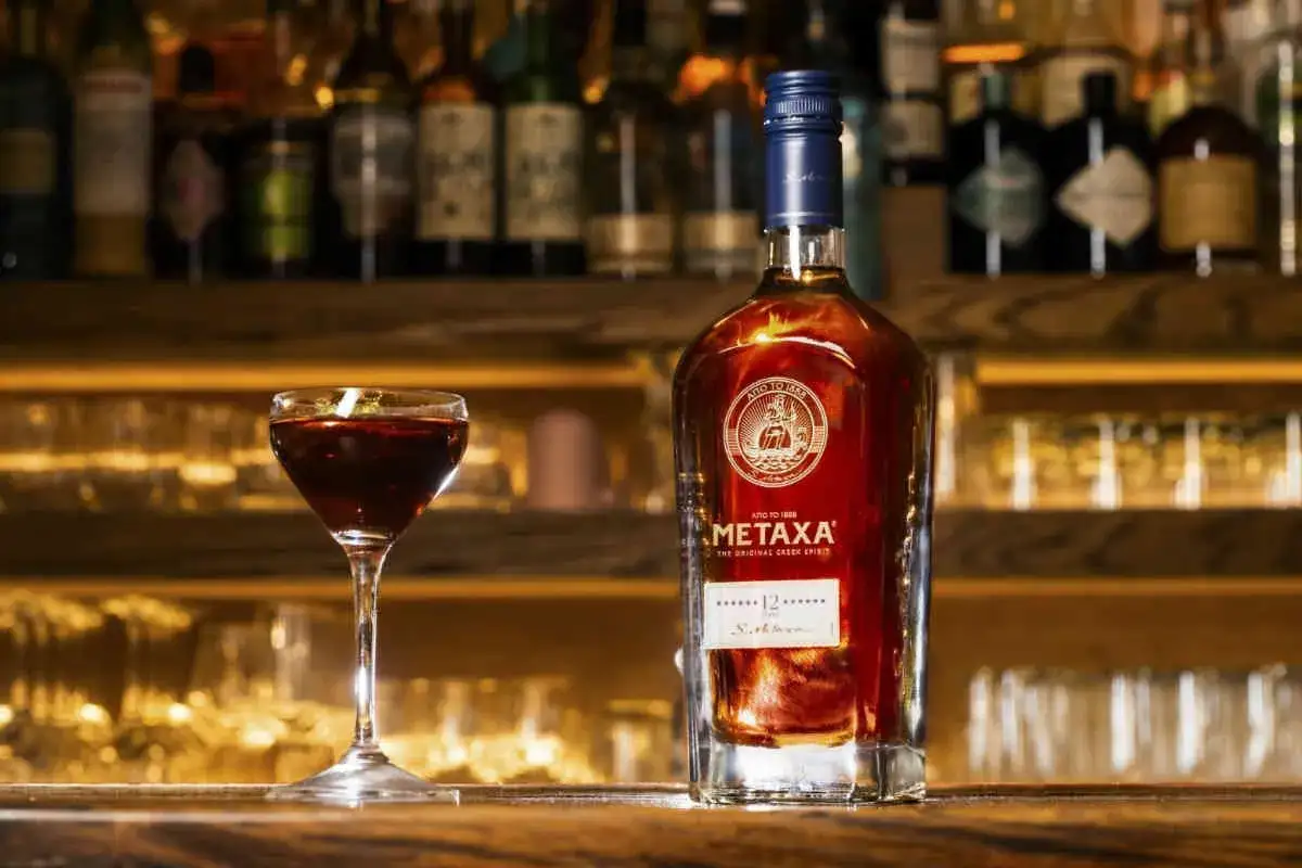 Greckie alkohole - Ouzo, Metaxa, Retsina: Co wybrać?