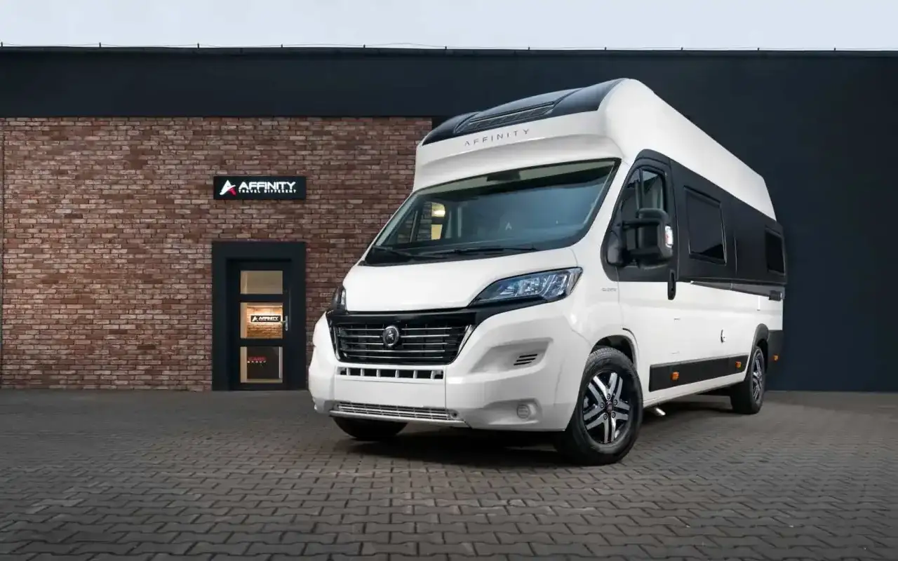 Kamper Van - Kupić czy zbudować? Wszystko o vanlife w Polsce