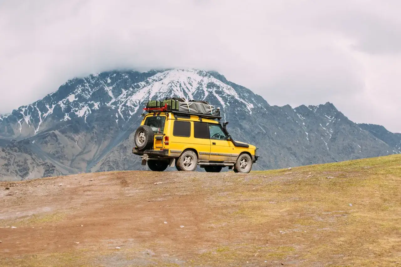 Samochód terenowy 4x4 - jak przygotować auto do jazdy off-road?