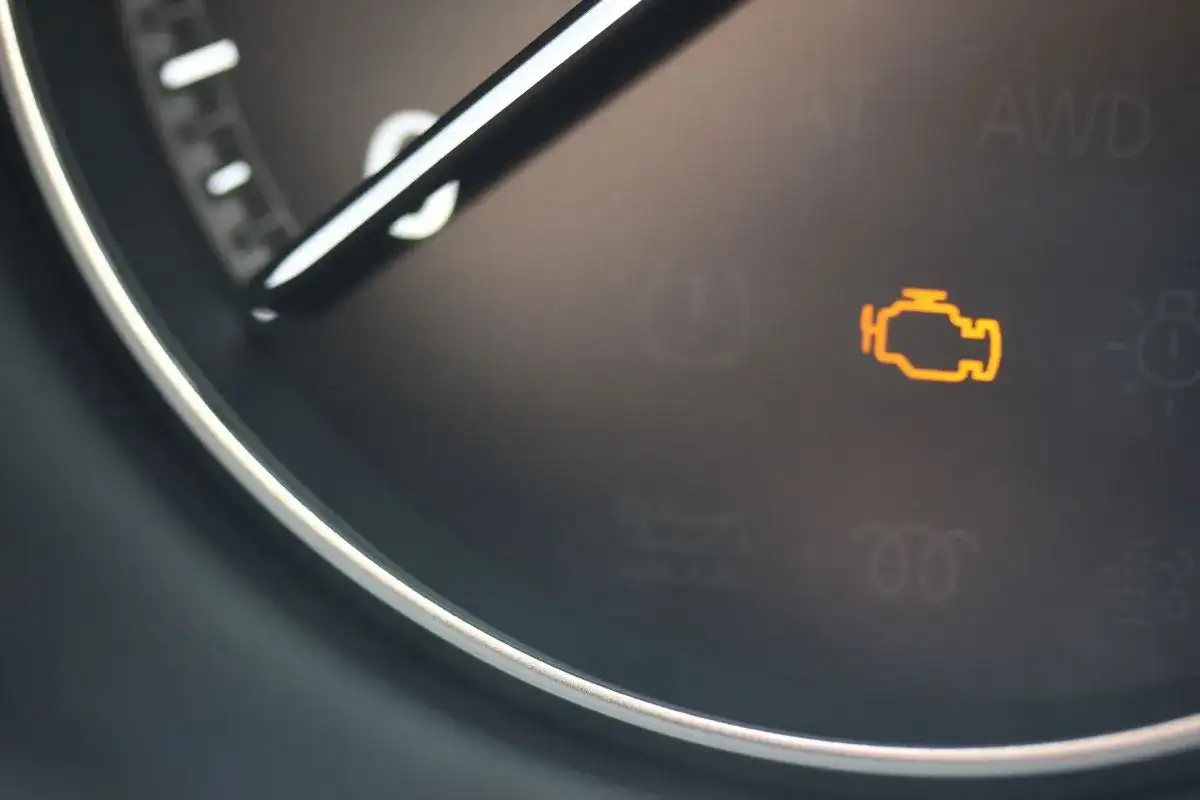 Błąd P0328 Mazda - Dlaczego wymiana czujnika to nie wszystko?